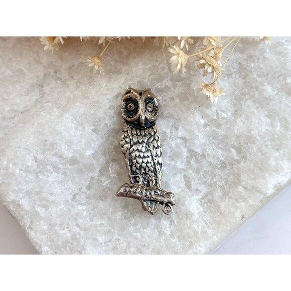 Owl Figural Pewter Hand Carved Southwest Style Vintage Dangle Earrings - Picture 4 of 8